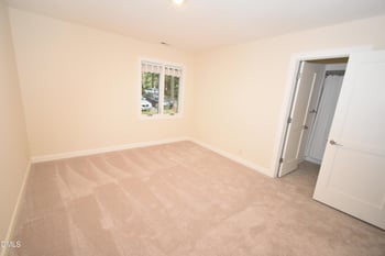 72 Stoneridge Rd, Durham, NC 27705