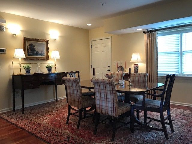 720 Bilyeu St #201, Raleigh, NC 27606