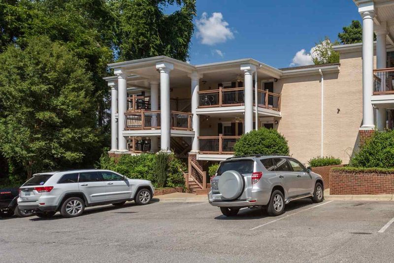 720 Bilyeu St #306, Raleigh, NC 27606