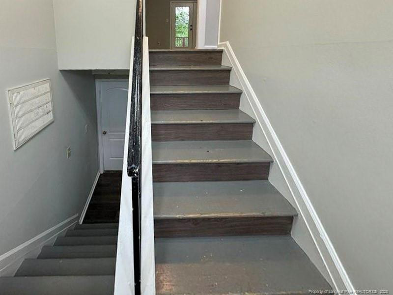 720 Burgoyne Dr, Fayetteville, NC 28314