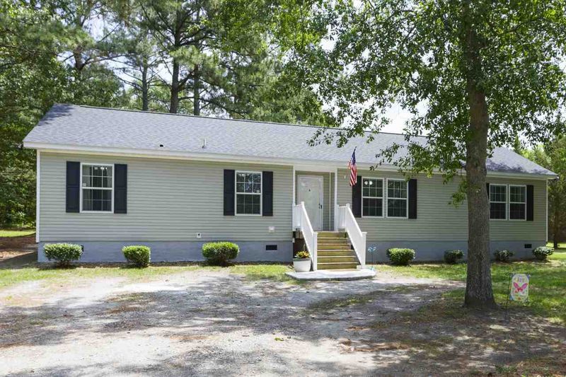 720 Circle Dr, Angier, NC 27501