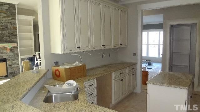 720 Far Post Dr, Fuquay Varina, NC 27526