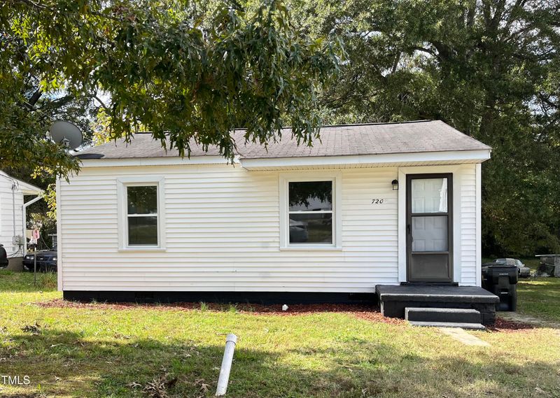 720 Ford St, Burlington, NC 27217
