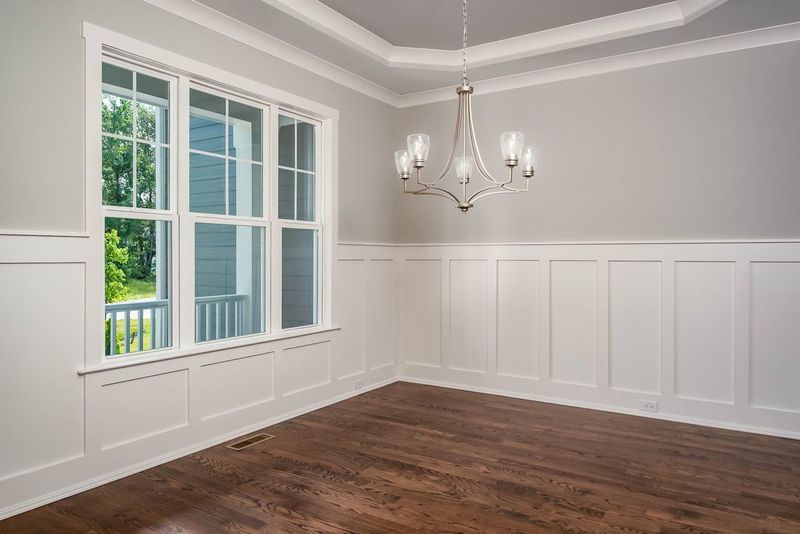 720 Milton Bluff Ln, Holly Springs, NC 27540