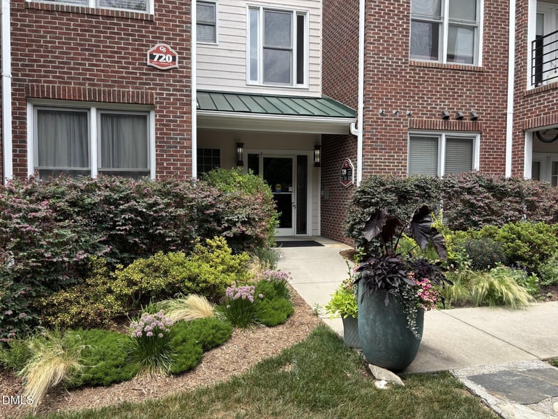 720 Person St #106, Raleigh, NC 27604