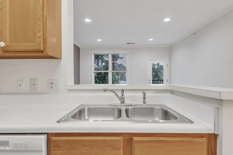 720 N Person St #306, Raleigh, NC 27604