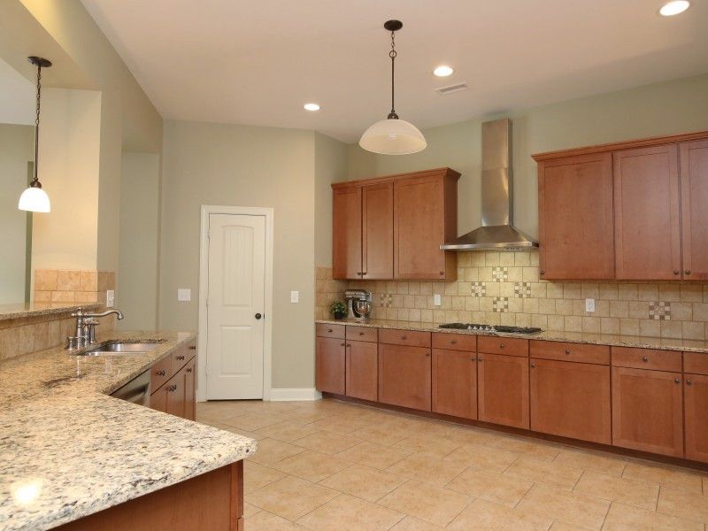 720 Pierside Dr, Cary, NC 27519