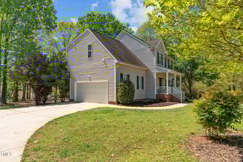 720 Raymond Dr, Clayton, NC 27527