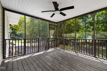 720 Raymond Dr, Clayton, NC 27527