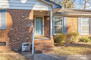 720 Roundtree Dr, Fayetteville, NC 28303