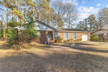 720 Roundtree Dr, Fayetteville, NC 28303