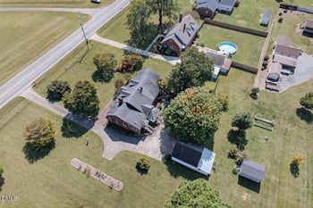 720 Roxboro St, Haw River, NC 27258