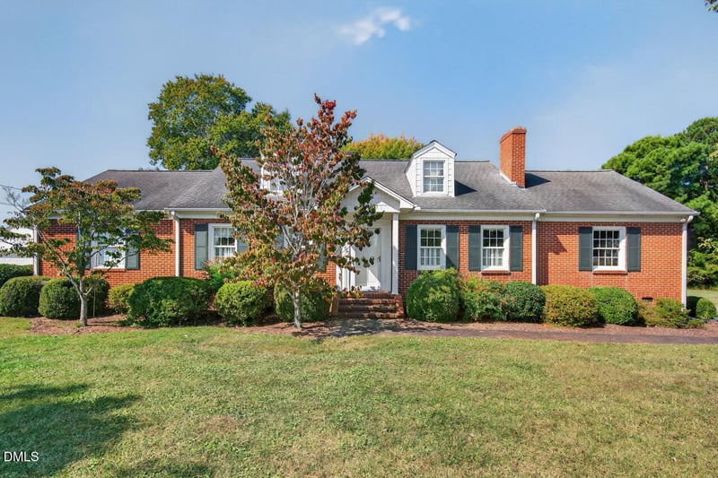 720 Roxboro St, Haw River, NC 27258
