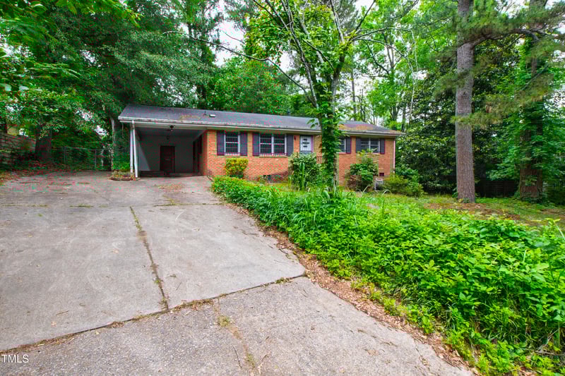 720 Sherrybrook Dr, Raleigh, NC 27610
