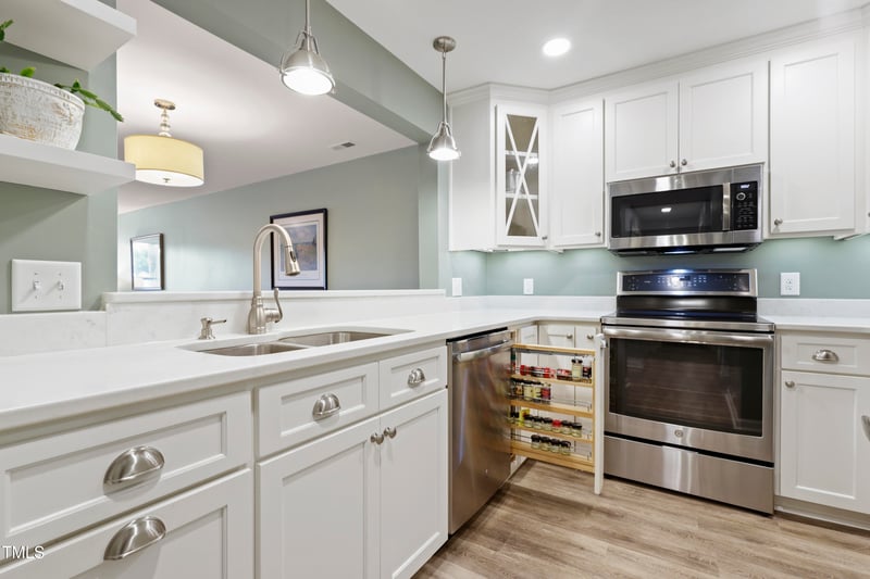 720 Springfork Dr, Cary, NC 27513