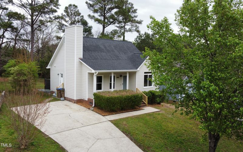 720 St Catherines Dr, Wake Forest, NC 27587