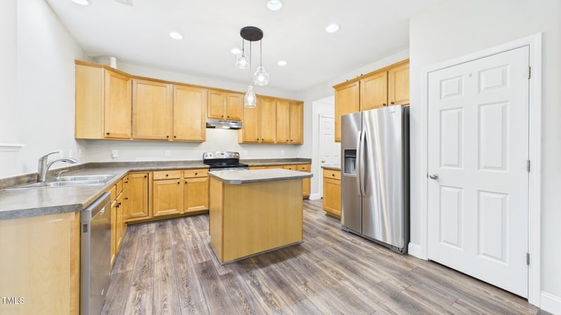 720 Stackhurst Way, Wake Forest, NC 27587