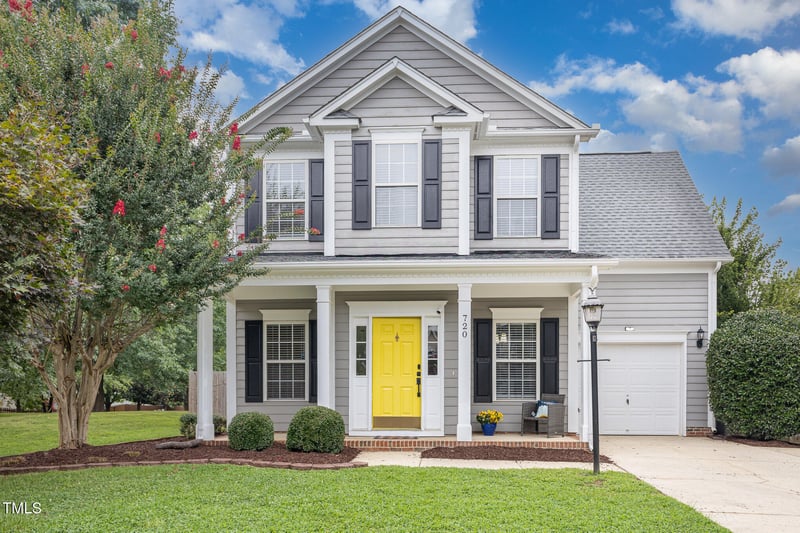 720 Starkland Way, Holly Springs, NC 27540