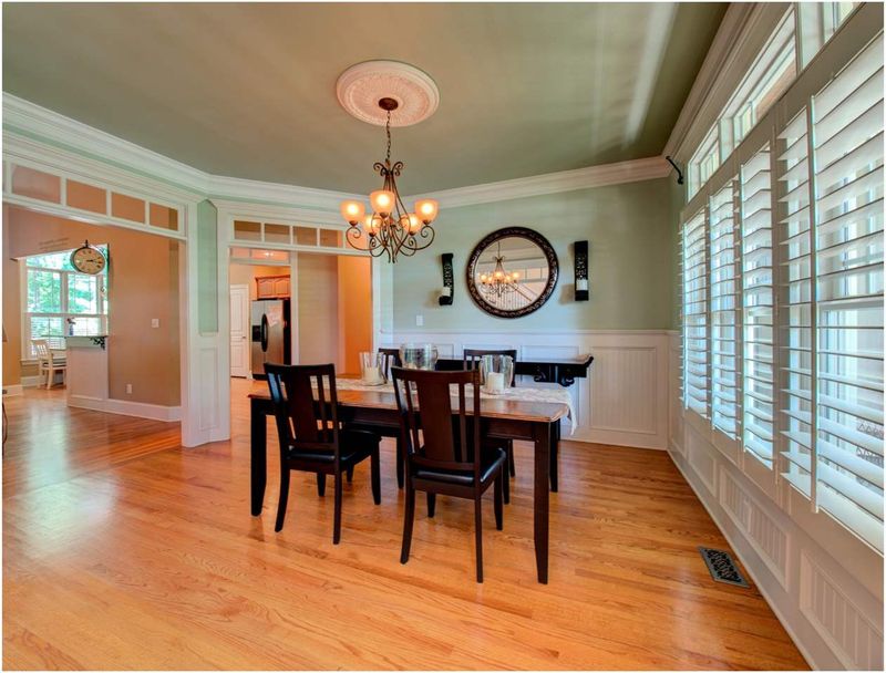 7200 Capulin Crest Dr, Apex, NC 27539