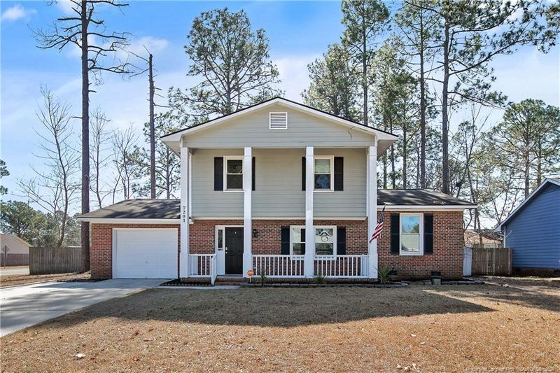 7201 Avila Dr, Fayetteville, NC 28314