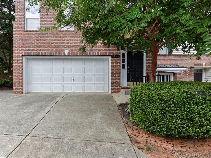 7201 Doverton Ct, Raleigh, NC 27615