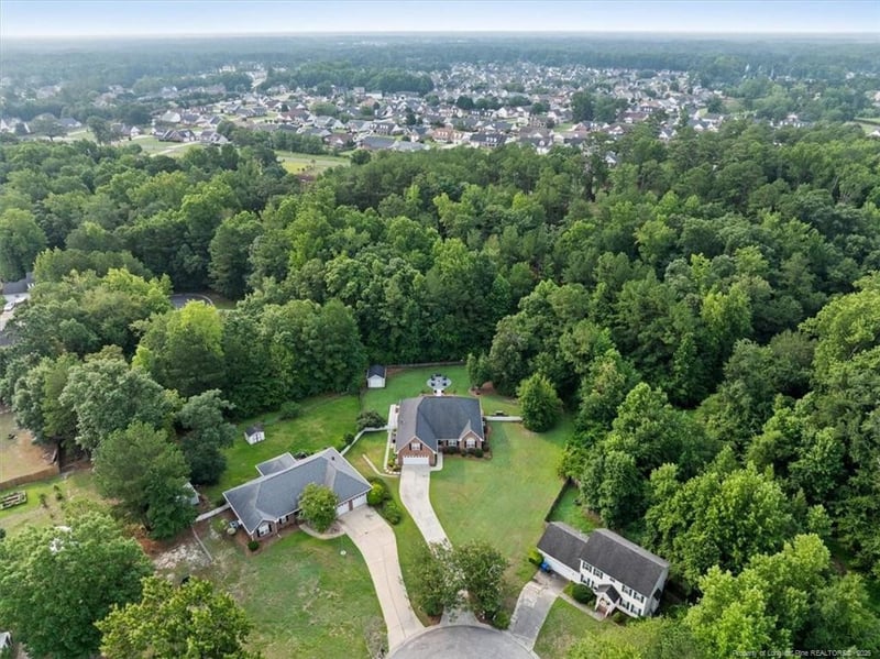 7202 Scenic View Dr, Fayetteville, NC 28306