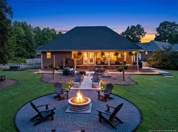 7202 Scenic View Dr, Fayetteville, NC 28306