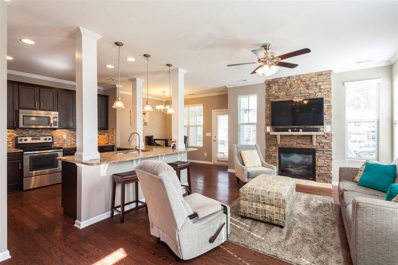 7204 Ladbrooke St, Raleigh, NC 27617