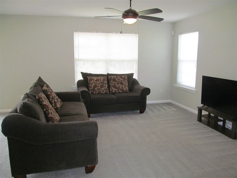7204 Lowell Ridge Rd, Raleigh, NC 27616