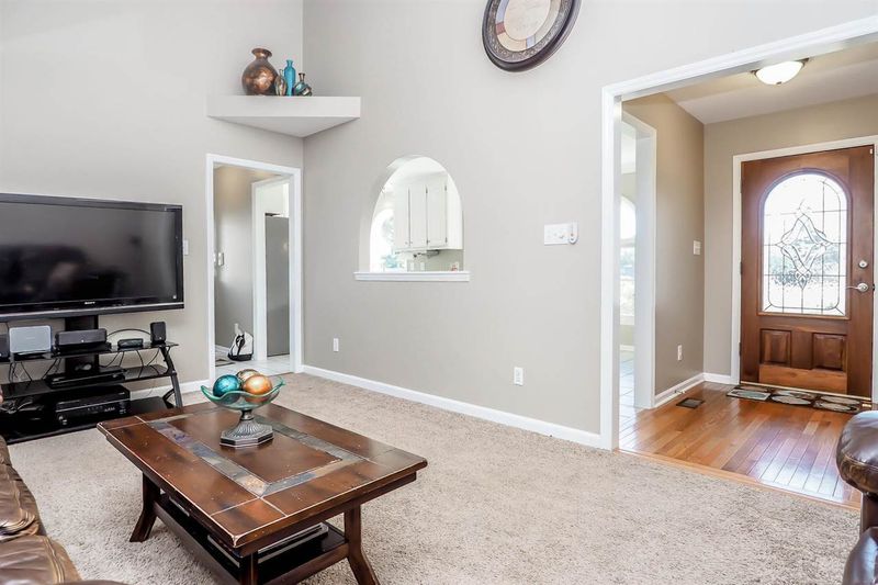 7204 Silver Maple St, Willow Springs, NC 27592