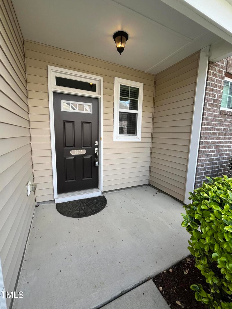 7205 Ladbrooke St, Raleigh, NC 27617