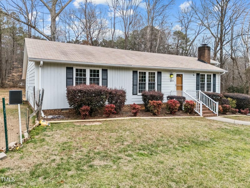 7205 Paddock Dr, Raleigh, NC 27613