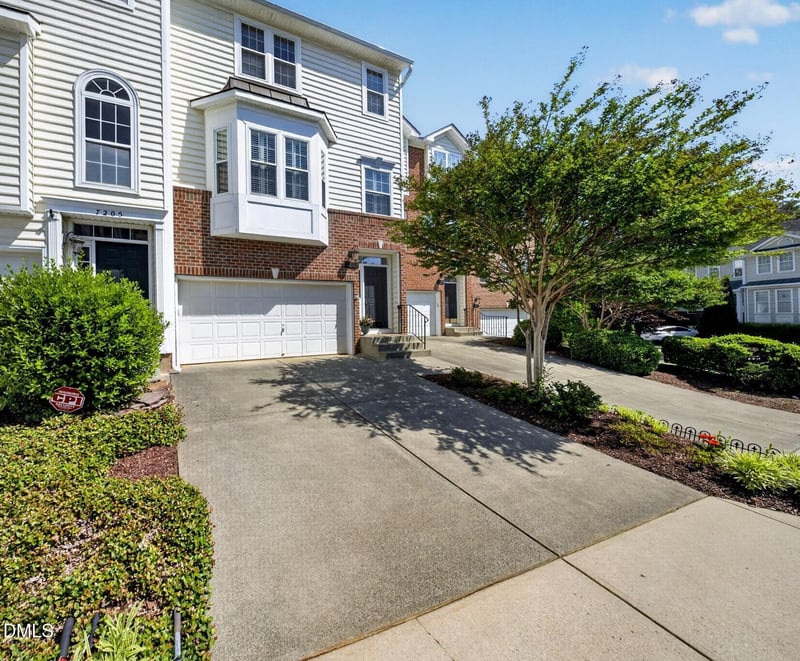 7207 Doverton Ct, Raleigh, NC 27615