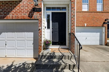 7207 Doverton Ct, Raleigh, NC 27615