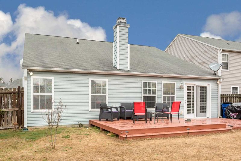 7208 Lowell Ridge Rd, Raleigh, NC 27616