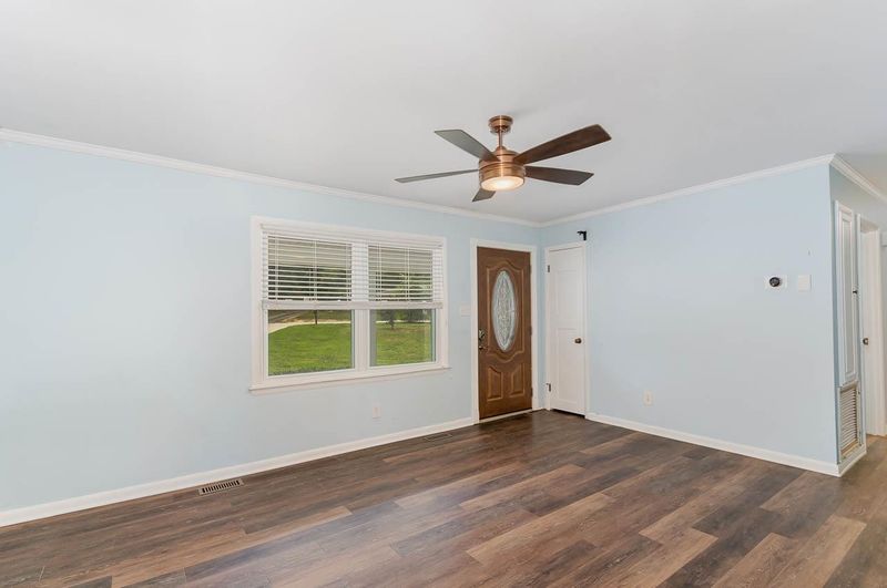 7208 Perry Cir, Raleigh, NC 27616