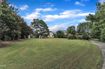 7208 Ryehill Dr, Cary, NC 27519