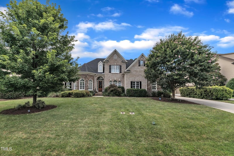 7208 Ryehill Dr, Cary, NC 27519