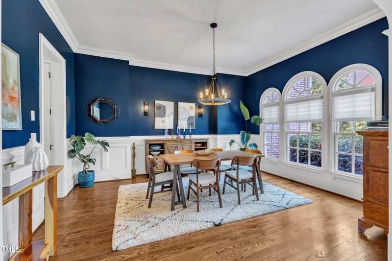 7208 Ryehill Dr, Cary, NC 27519