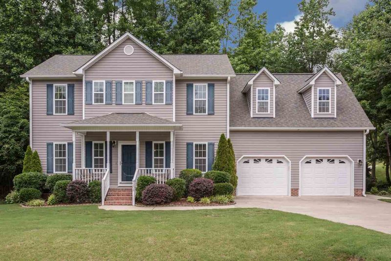 7208 Spruce Point Dr, Holly Springs, NC 27540
