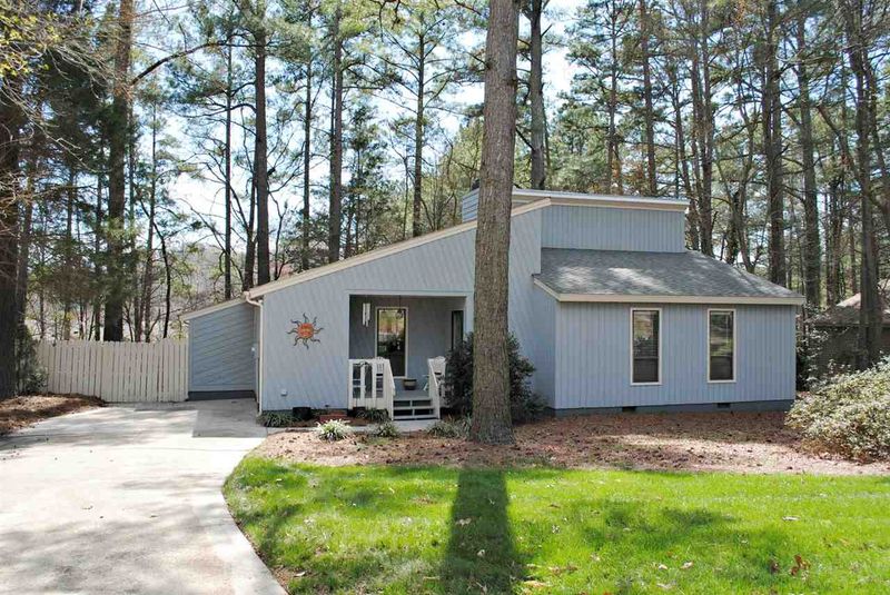7209 Bluffside Ct, Raleigh, NC 27615