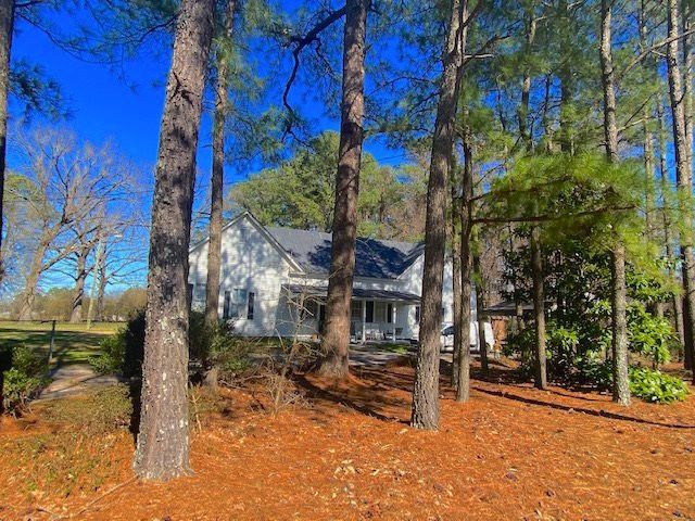7209 Brogden Rd, Smithfield, NC 27577