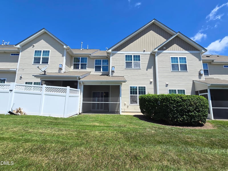 7209 Ladbrooke St, Raleigh, NC 27617
