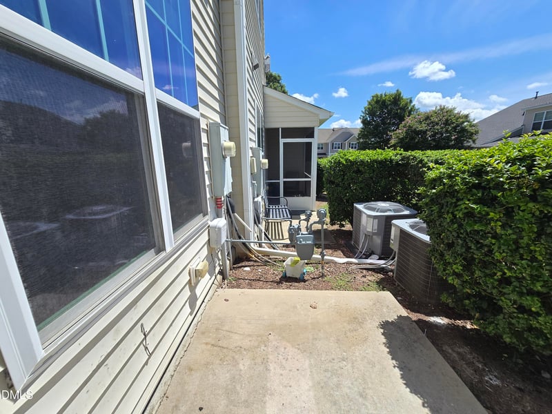 7209 Ladbrooke St, Raleigh, NC 27617