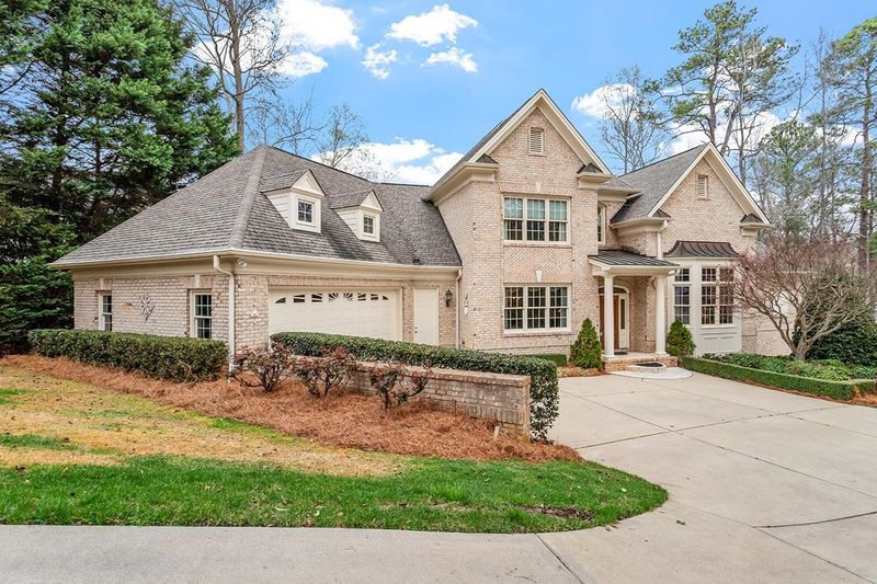 7209 Ridge Dr, Raleigh, NC 27615