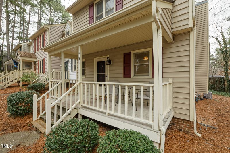 721 Benchmark Dr, Raleigh, NC 27615