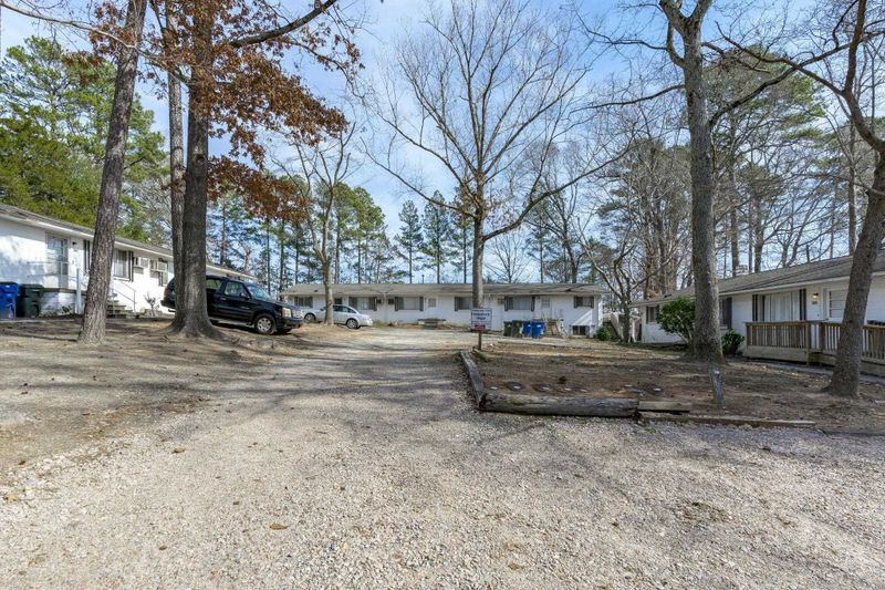 721 Chappell Dr, Raleigh, NC 27606