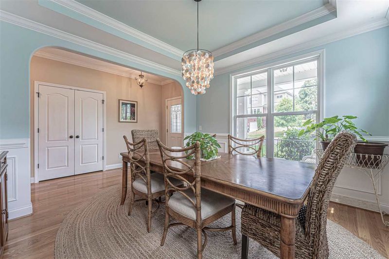 721 Holding Ridge Ct, Wake Forest, NC 27587