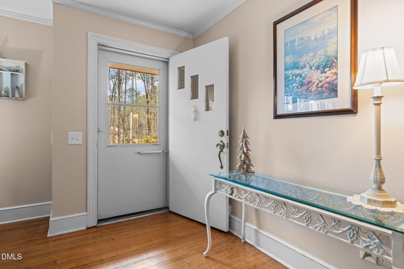 721 Lakeside Dr, Sanford, NC 27330