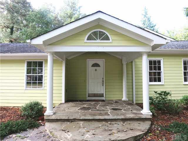 721 Manchester Dr, Raleigh, NC 27609